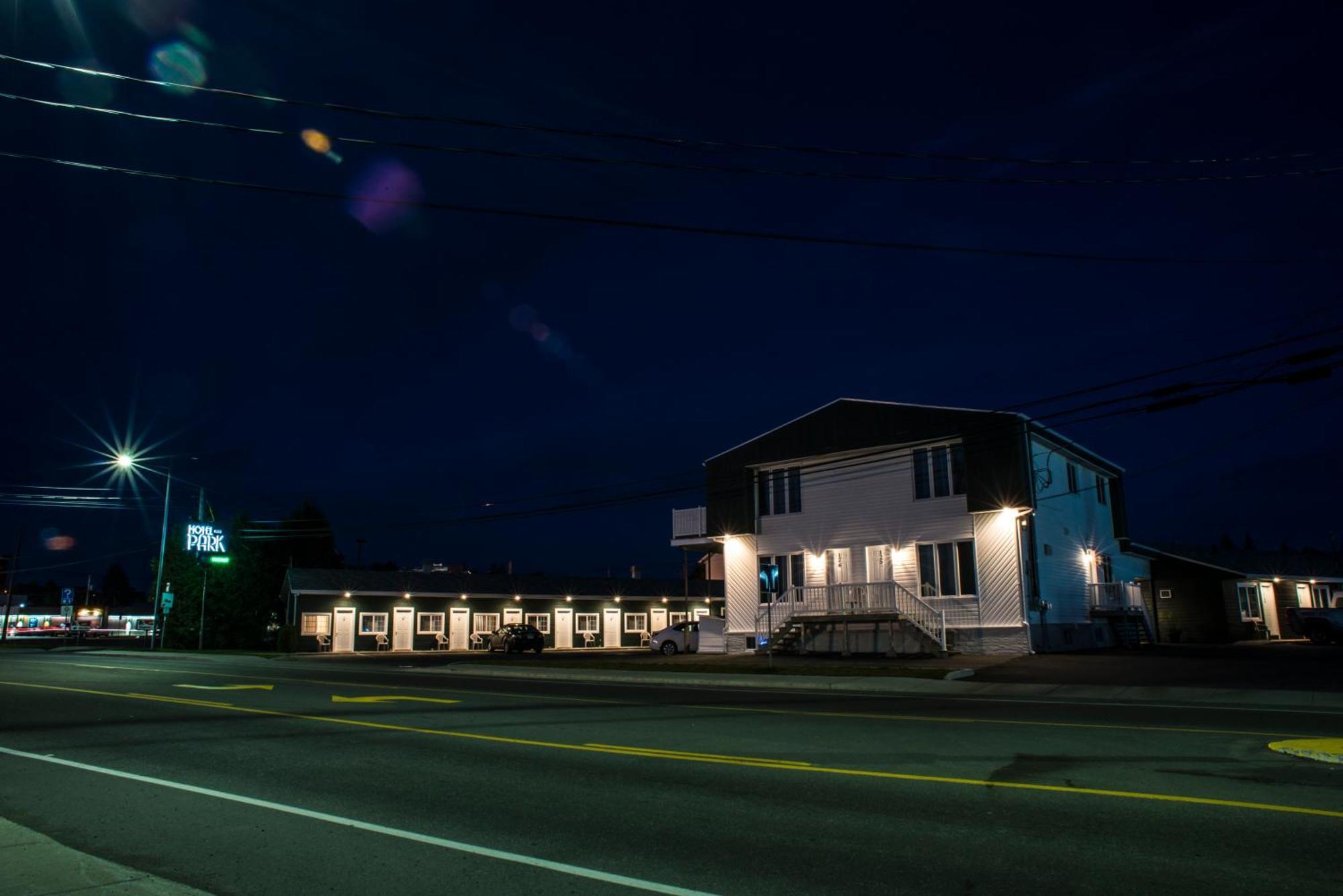 Motel Park Val-d'Or Ngoại thất bức ảnh